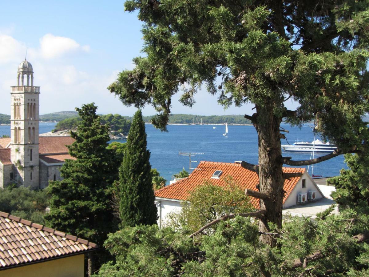 Appartamento Castle Stambuk Hvar Town Esterno foto